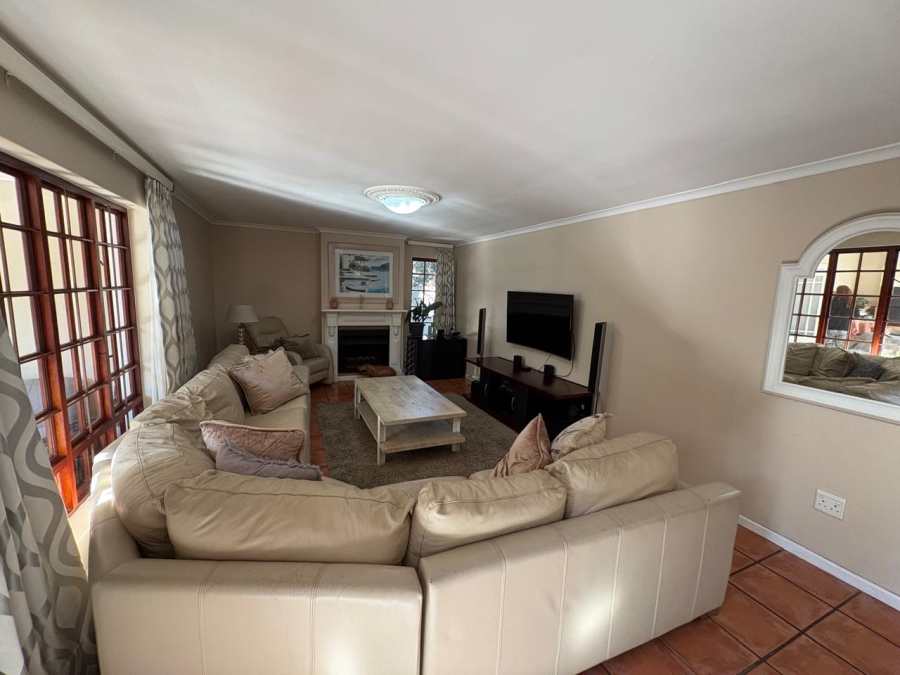4 Bedroom Property for Sale in Parklands Western Cape